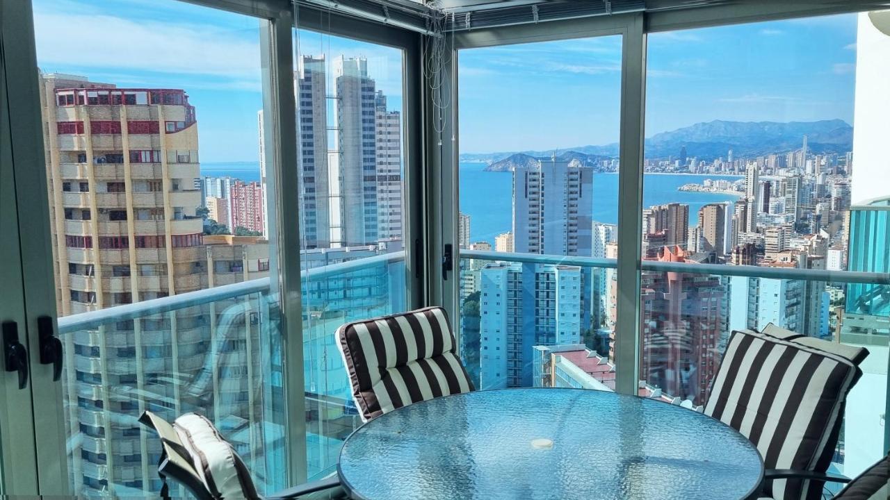 Skyline 14 Large And Sunny All-Day Balcony With Stunning Sea Views Benidorm Exterior photo